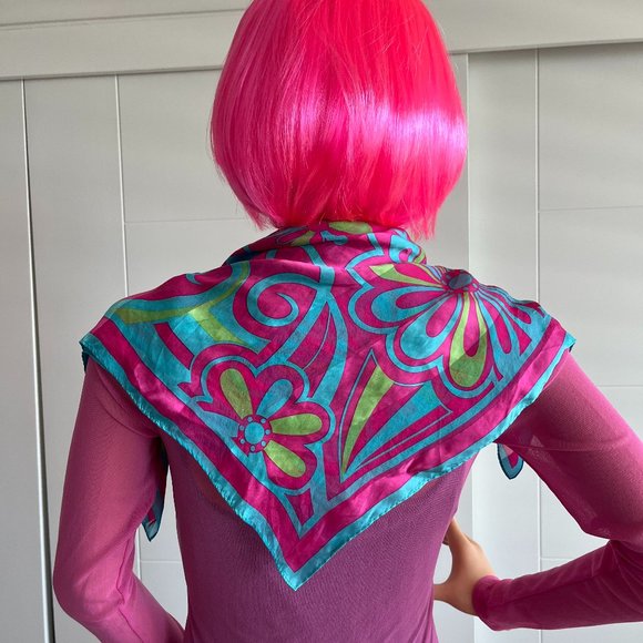 Flower scarf - Picture 1 of 15